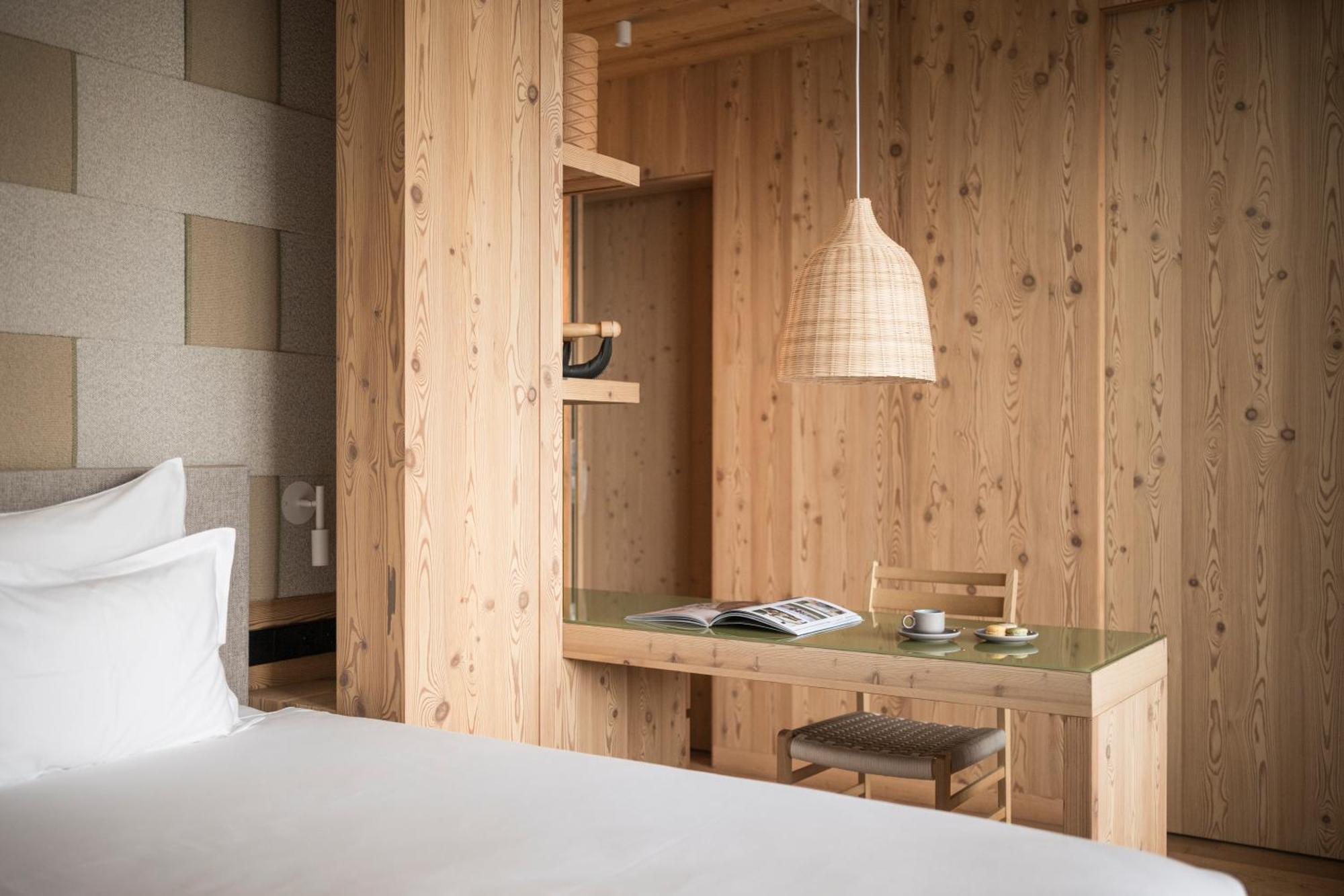 Falkensteiner Hotel Kronplatz - The Leading Hotels Of The World (Adults Only) Riscone Camera foto A room at the Hotel