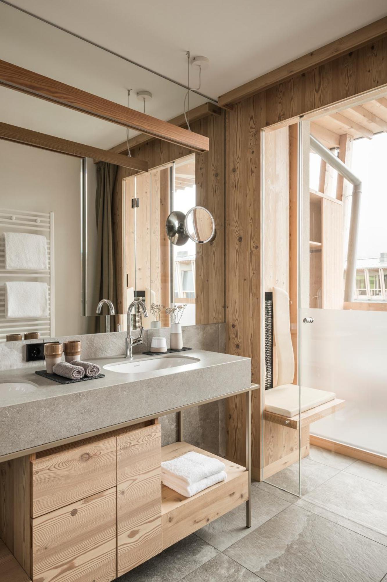 Falkensteiner Hotel Kronplatz - The Leading Hotels Of The World (Adults Only) Riscone Camera foto Bathroom